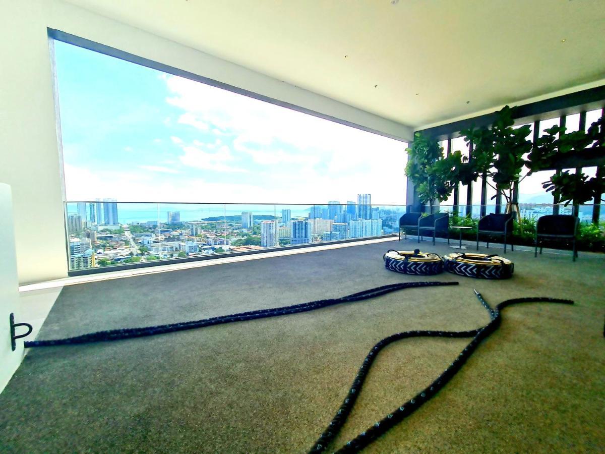 Beacon Executive Premium Suite George Town Esterno foto