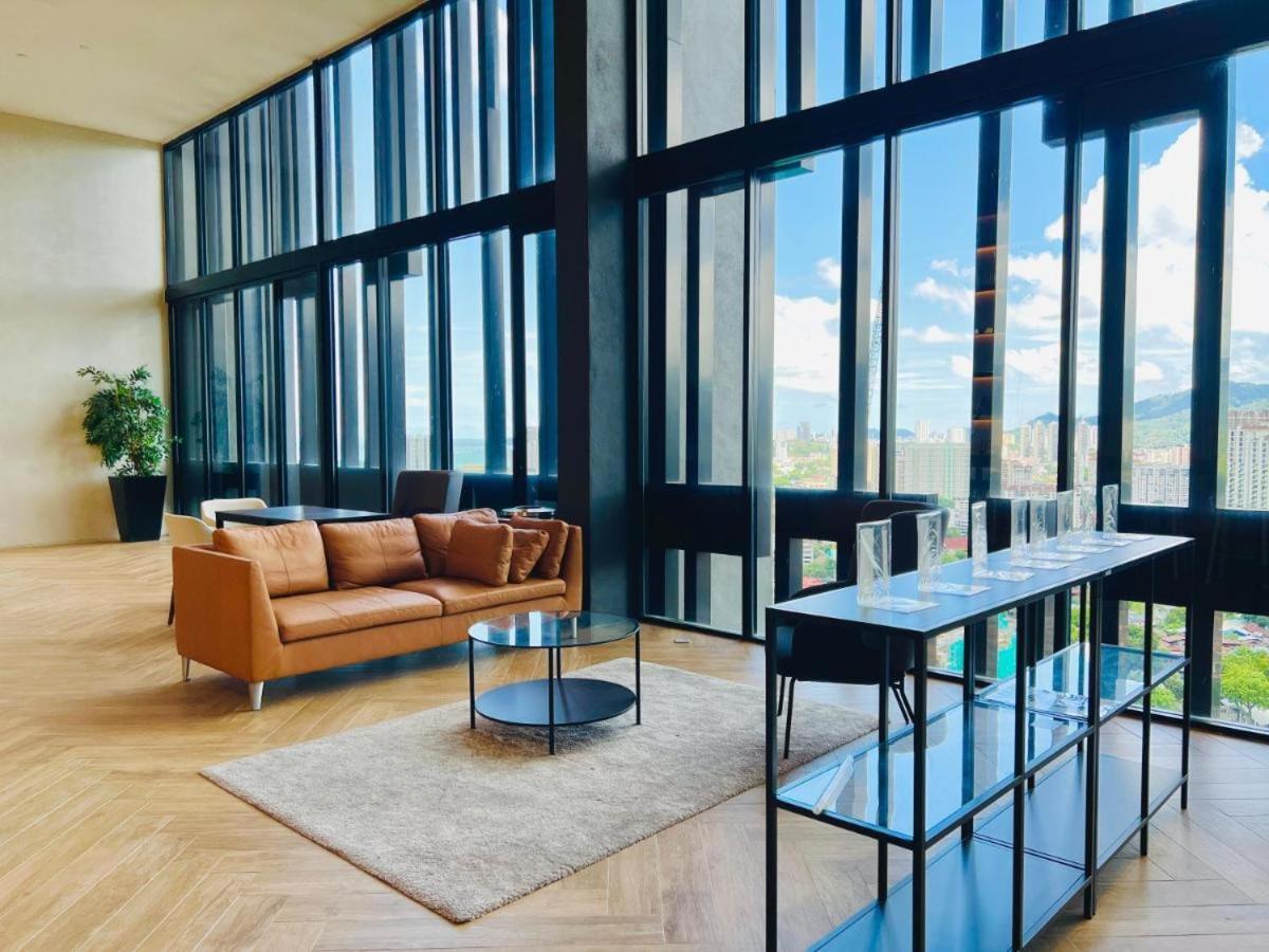 Beacon Executive Premium Suite George Town Esterno foto