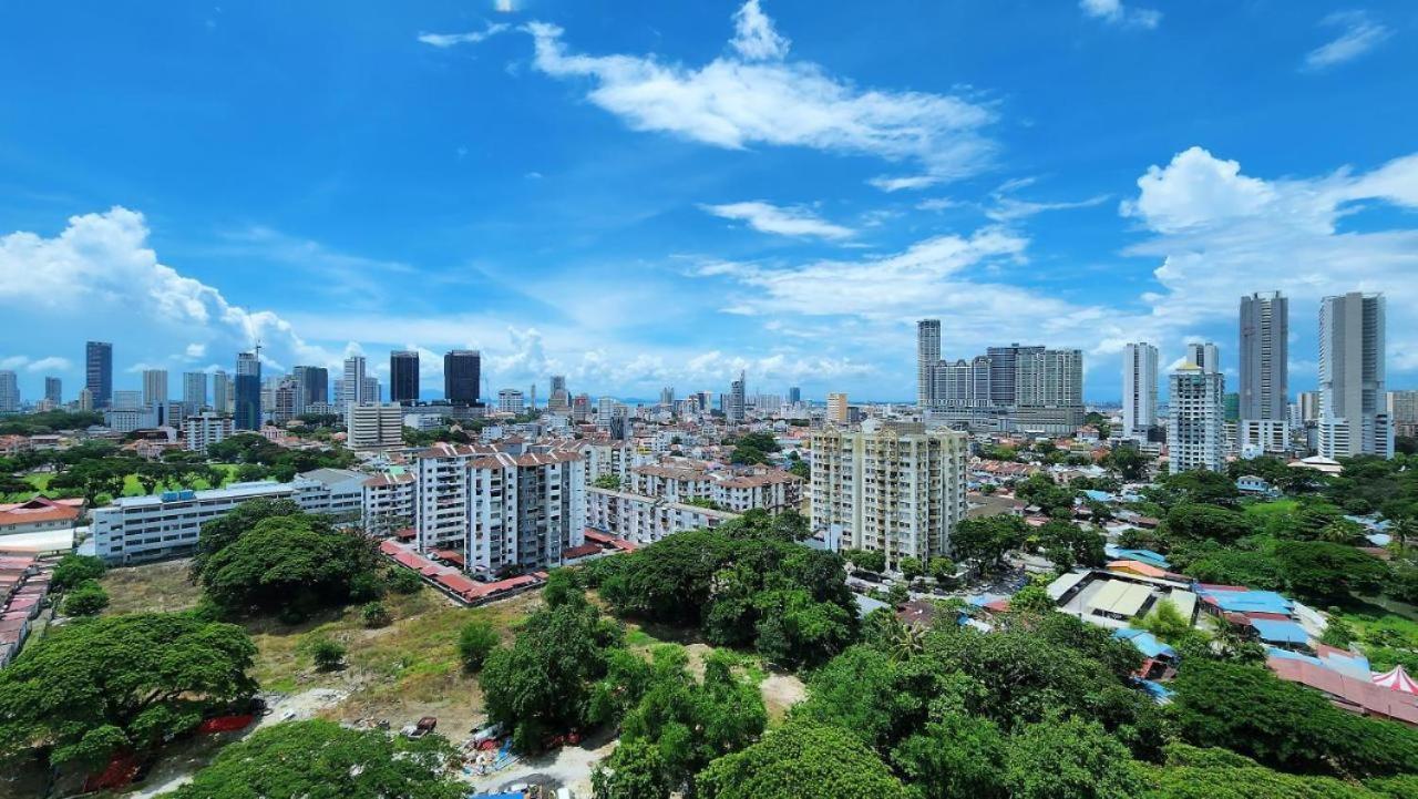 Beacon Executive Premium Suite George Town Esterno foto